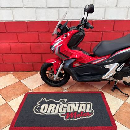 HONDA ADV 